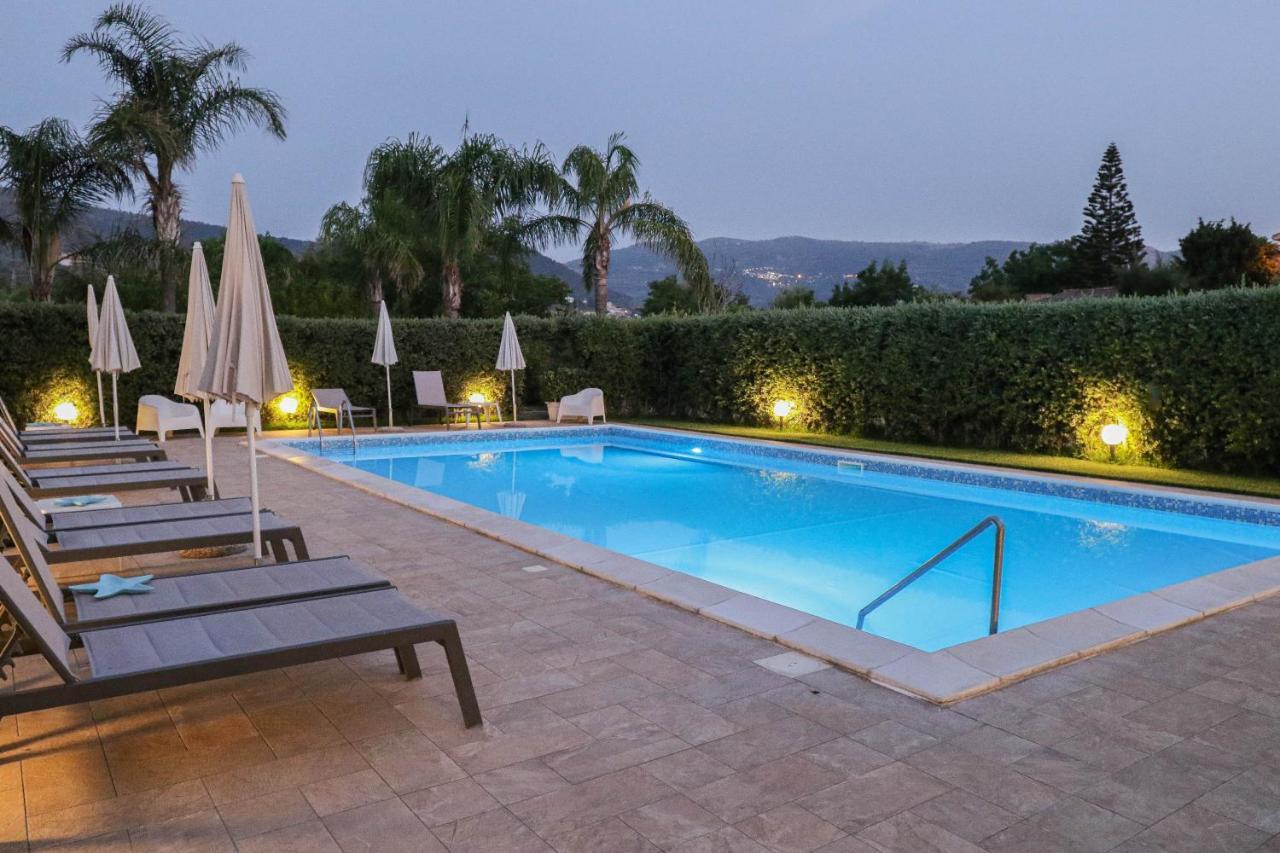 B&B Il Girasole Capo dʼOrlando Buitenkant foto