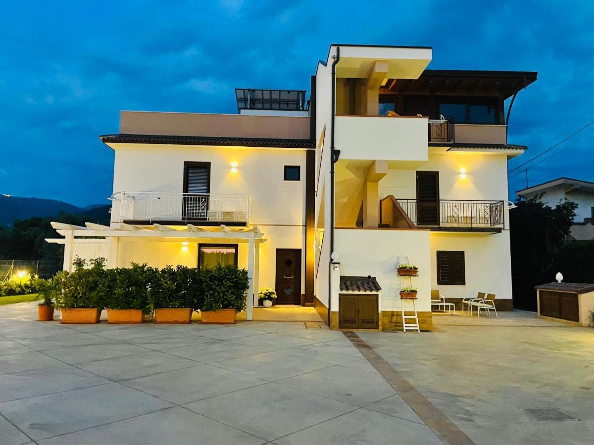 B&B Il Girasole Capo dʼOrlando Buitenkant foto