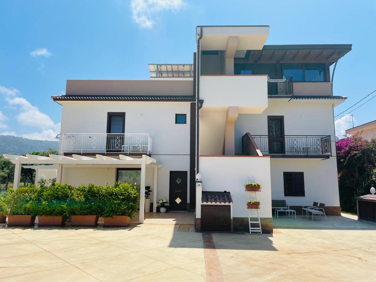 B&B Il Girasole Capo dʼOrlando Buitenkant foto